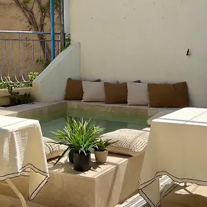 https://escale-au-soleil.fr-provencehotel.com